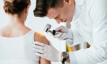 Dermatólogo